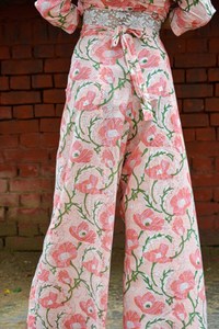 Pantalones de Yoga Hippies para Mujer, Estampado Floral Invernal, 100% Seda, Cintura Alta Elástica, Antiarrugas, Transpirables, de Secado Rápido, ODM, Tallas Pequeñas y Grandes - Product Image 2