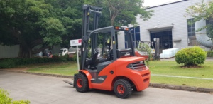 Montacargas <span class=keywords><strong>Linde</strong></span> 2.5-3.5t BR1220 Diésel con Motor IC Contrabalanceado CPCJ H25D/<span class=keywords><strong>30D</strong></span>/35D - Product Image 3