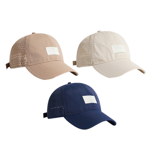 Casquette de baseball de golf Gorra tendance, à 6 panneaux, avec patch tissé, découpe laser, perforée, personnalisable, imperméable et dos en maille hydro - Product Image 6