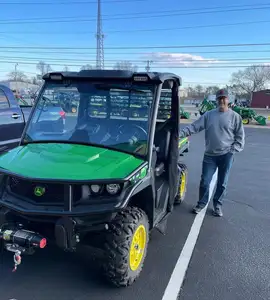 Muy usado JOHN DEERE GATOR XUV550 a la venta en Florida, EE. UU., con entrega rápida