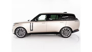 2025 Land Rover Range Rover P530 SE LWB 7 Seat AWD Certified Seminuevo Coche usado - Product Image 2