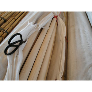 Rotin naturel vietnamien de haute qualité, noyau rond, rotin poli pour l'exportation en vrac - Product Image 1