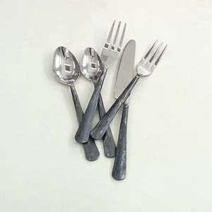 ช้อนส้อมสแตนเลสชุบสีเงินเครื่องใช้บนโต๊ะอาหารชุดรับประทานอาหาร5ชิ้นมีดส้อมช้อนด้ามหวาย - Product Image 6