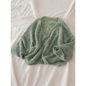 Pull en laine mérinos à épaules dénudées pour femme, pour l'automne et l'hiver - Product Image 1