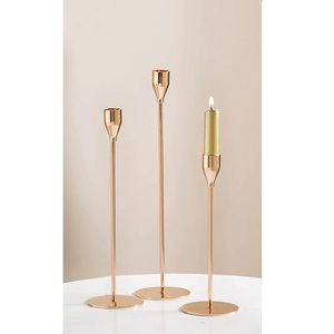 เชิงเทียนโลหะสำหรับตกแต่งบ้านไร่เชิงเทียนสีโรสโกลด์ดีไซน์สุดพิเศษ - Product Image 1