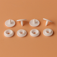 Pabrik plastik putih tombol jepret 10mm empat bagian tombol tas PVC