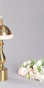 เตาเผาเครื่องหอมบาคูร์โลหะสมัยใหม่ พร้อมโดมทองเหลืองและท็อปหินอ่อน ดีไซน์แบบอาหรับ สำหรับใช้ในบ้านตะวันออกกลางและอ่าวอาหรับ และใช้ในเดือนรอมฎอน - Product Image 2