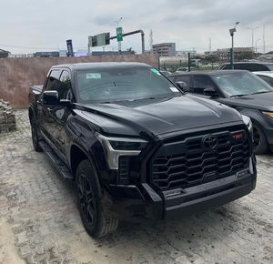 รถ SUV รุ่น Tundra ปี 2019 ขายดีที่สุด - Product Image 1