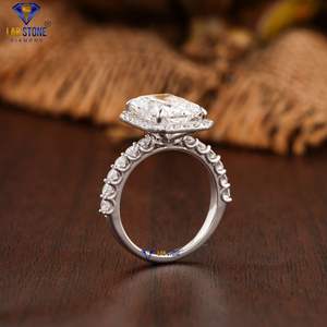 3,91 TDW Radiant & Round Cut Diamond White Gold Ring de Labstone Moonshine Sparkling Ring Anillo atemporal del glamour del color de la EF-VS F - Product Image 5