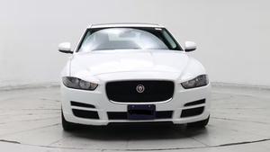 2018 J aguar XE Premium 25t AWD usado cuidadosamente - Product Image 5