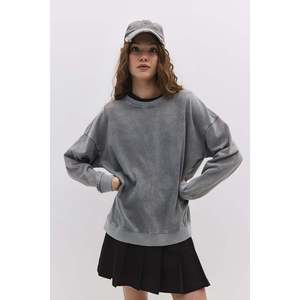 Sudadera Extra Grande de Algodón con Efecto Desgastado - Product Image 1