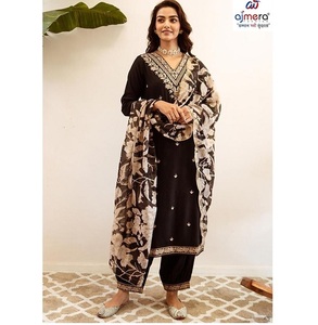 Ensemble Kurti pour femmes, robe ethnique traditionnelle élégante, extensible, sans plis, séchage rapide, impression numérique, toutes saisons - Product Image 1