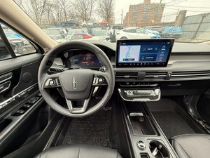 LINCOLN CORSAIR PREMIERE AWD 2024 EXTREMADAMENTE LIMPIO, TRANSMISIÓN AUTOMÁTICA - Product Image 2