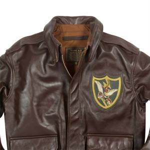 Chaqueta de vuelo de cuero genuino para hombre con diseño de Aviador clásico y cremallera resistente, perfecta para actividades de invierno y al aire libre - Product Image 5