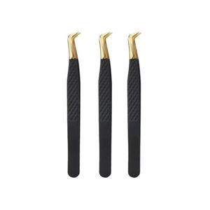 Pince à cils en acier inoxydable personnalisée en gros avec embouts en fibre pour extensions de cils Options de couleur or et noir - Product Image 3