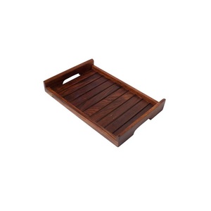 Plateau de service rond moderne fait à la main taille personnalisée avec poignées en laiton pour une utilisation dans la cuisine café hôtel restaurant fabriqué à partir de bois de manguier - Product Image 4