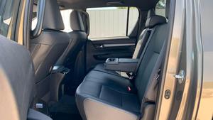 2025 nuovo per YOTA HILUX 4.0 doppia cabina invincibile 2.8AUT 4WD V6 SUV D-4D 4x4 doppia cabina cambio automatico - Product Image 3