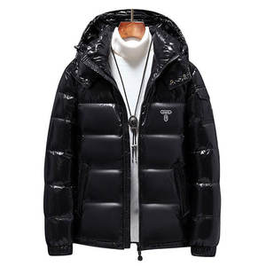 Vente en gros de vestes bouffantes pour hommes en polyester 100% imperméables chaudes pour l'extérieur avec logo brodé personnalisé - Product Image 1