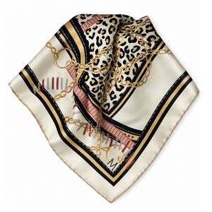 Petit foulard en soie satinée 100% avec bords roulés à la main, foulard de luxe en soie 50x50cm, MonaScarfs pour femmes - Product Image 1