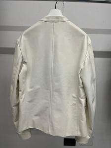 Veste coupe-vent décontractée en cuir d'agneau italien 100% fabriquée à la main avec col inversé et fermeture à glissière - Product Image 2