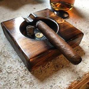 ที่เขี่ยบุหรี่และซิการ์ทำจากไม้ระดับพรีเมียม - Product Image 6