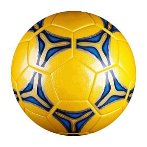 Ballons de football officiels en PVC cousus main, style classique, fabriqués au Pakistan, pour l'entraînement, avec impression personnalisable - Product Image 2