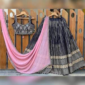 Designer indien Lehenga avec Dupatta, Georgette avec broderie à paillettes Work Party Wear Bollywood Outfit at Wholesale - Product Image 5