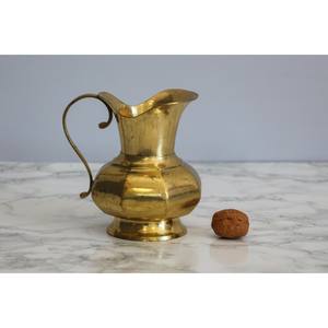 เหยือกทองเหลืองแปดเหลี่ยมโบราณที่ขายดีที่สุดเหยือกทองเหลืองทึบการตกแต่งรูปแปดเหลี่ยมรูปทรงเรขาคณิตแจกันแต่งงานอาร์ตเดคโคสีทอง - Product Image 1