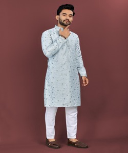 Kurta de pollo indio para hombres en algodón Khadi con diseño de botones en el cuello y Conjunto de pijama de invierno - Product Image 2