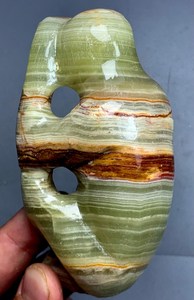 Onyx vert de 330 grammes, sculpture artisanale, forme unique, pierre naturelle du Pakistan, objet décoratif, objet de collection - Product Image 2