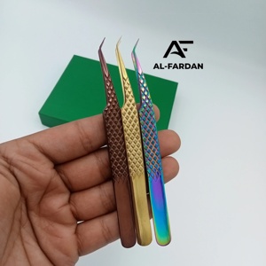 Pinzas para pestañas con ángulo de 45 grados, punta de fibra de 8 mm, acero inoxidable con revestimiento de plasma, para extensiones de pestañas - Product Image 1