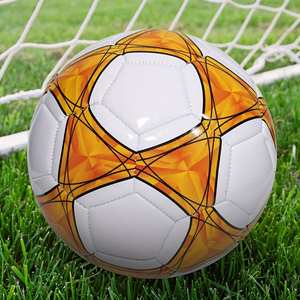 Balón de fútbol paquistaní de tamaño 5, fútbol de PVC PU personalizable con logotipo, cosido a máquina, fábrica al por mayor de Pakistán - Product Image 1