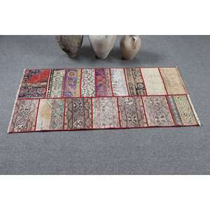 Alfombra Turca Vintage Pequeña de 2.5x5.3 pies (75x163 cm), Alfombra Roja a Rayas - Product Image 3