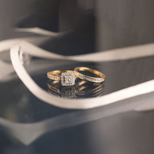 Anillo de Compromiso de Diamantes Solitarios con Moissanita, Acero Inoxidable, Chapado en Oro de 18K, Anillo de Moda para Mujer - Product Image 4