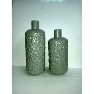 Juego de Jarrones de Metal Texturizado Verde Salvia Moderno, Estilo Nórdico, Jarrones Decorativos con Textura de Hoyuelos para Decoración de Hogar de Lujo y Bodas - Product Image 1