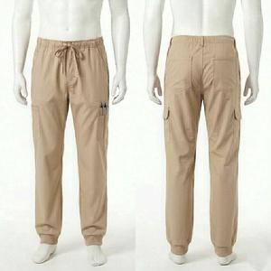 Pantalones Médicos Unisex Blackhardson, 220 GSM, Algodón y Poliéster Premium, Estilo Jogger con Bolsillos Cargo, Bordado Personalizado para Hospital - Product Image 1