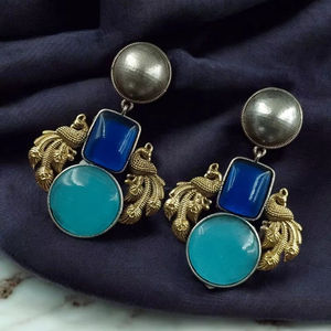 OM Fashion Studio Vintage Français Égyptien Laiton Léger Multi-Fonction Classique Boucle D'oreille Temple Mur Lapis Or Pierre - Product Image 1