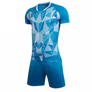 ชุดฟุตบอลชายคุณภาพสูง ระบายอากาศได้ดี น้ำหนักเบา แขนสั้น ดีไซน์แบบซับลิเมชั่นสั่งทำพิเศษ ปี 2025 สำหรับทีม - Product Image 5