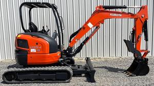 ENVÍO GRATUITO Miniexcavadora KUBOTA U35-4 de 28 HP, con cabina abierta, diésel, EPA, CE, bomba hidráulica auxiliar, caja de cambios, PLC. - Product Image 3