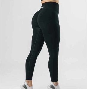 High Waisted Seamless Scrunch Butt Gym <b>Leggings</b> Active Contour Yoga Pants Elastic Waist Closure Made Spandex/Nylon Solid <b>Pattern</b> - Product Image 6