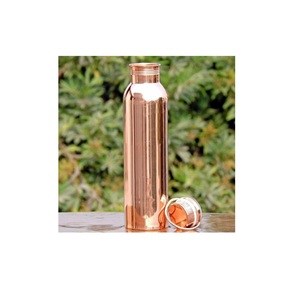 พรีเมี่ยมที่มีคุณภาพรอบรูปร่างทองแดงบริสุทธิ์ขวดน้ำดื่มเพื่อสุขภาพที่ดีที่มีอยู่ในราคาขายส่งจากอินเดีย - Product Image 1