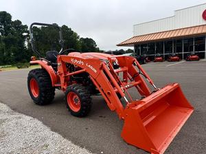 Utilisation du tracteur Kubota L4701 40HP Kubota L4701 - Product Image 5