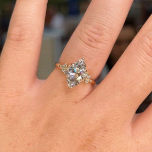 แหวนหมั้นเพชรมอยส์ซาไนท์ตัด2TCW แหวนหมั้นชุดเครื่องประดับมาร์คีส์แหวนหมั้นของขวัญวันครบรอบของขวัญสำหรับผู้หญิง - Product Image 2