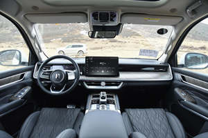 SUV Automática Usada 2024 3.0T, Espaciosa, con Diseño de 5 o 7 Asientos, Rendimiento de Conducción Suave, Bien Cuidada, Proveniente de Japón - Product Image 2