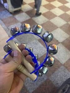 Clochettes à main, instrument de percussion musical avec poignée en plastique - Product Image 6