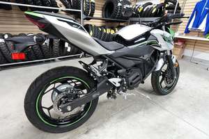 Moto sportive électrique 2024 avec ABS - Product Image 4