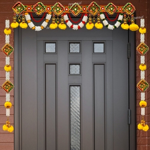 Divyakosh trang trí nhà cửa chính toran với bên treo, nhiều màu toran 1 PC & bên treo | Kích thước toran-37 inch - Product Image 1