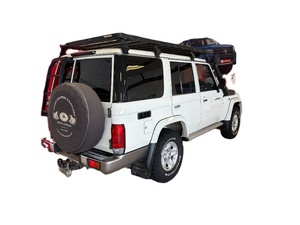 FOURNISSEUR GLOBAL DE VOITURES D'OCCASION Land'Cruisers 76 4.5 Station-Wagon 2023 pour USAGE GÉNÉRAL - Product Image 2