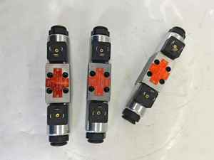 Électrovanne d'inversion ARGO-HYTOS RPE RPE3 série RPEL1 RPE3-042R21/02400E1 RPE3-042A51/02400E1 électrovanne directionnelle - Product Image 6