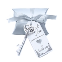 Souvenirs de mariage pour les invités, ouvre-bouteille personnalisé